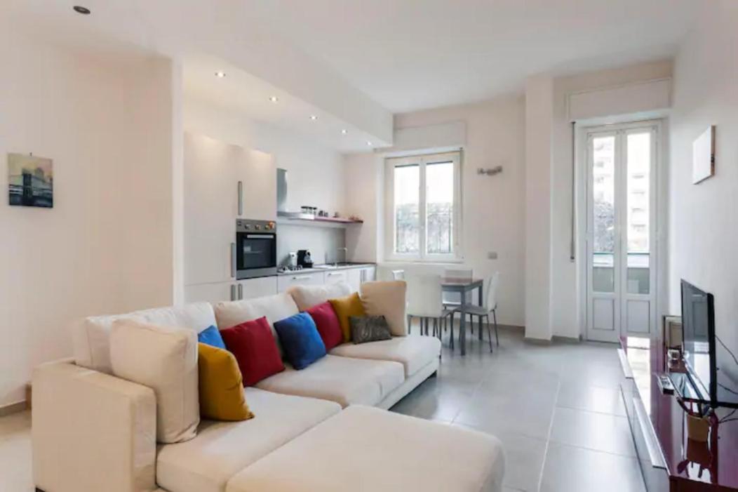 Loreto & Stazione Centrale Cozy Apartment Милано Екстериор снимка